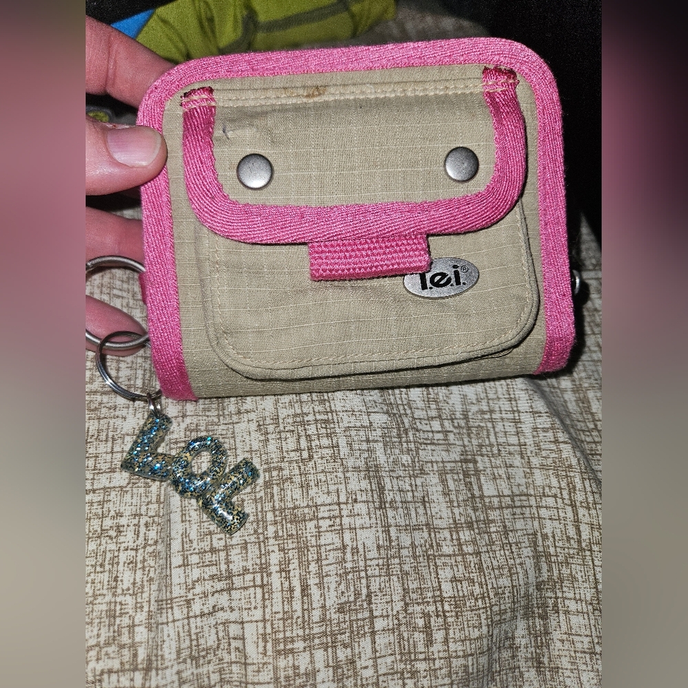 Y2K LEI Pink and Tan Women's Wallet